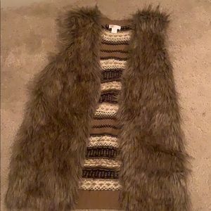 Fur vest
